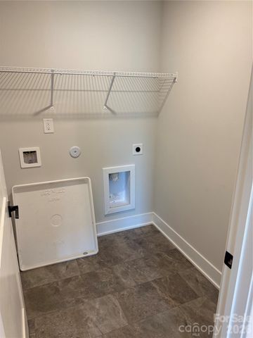 716 Pinecone Drive 22, Gastonia, NC 28056