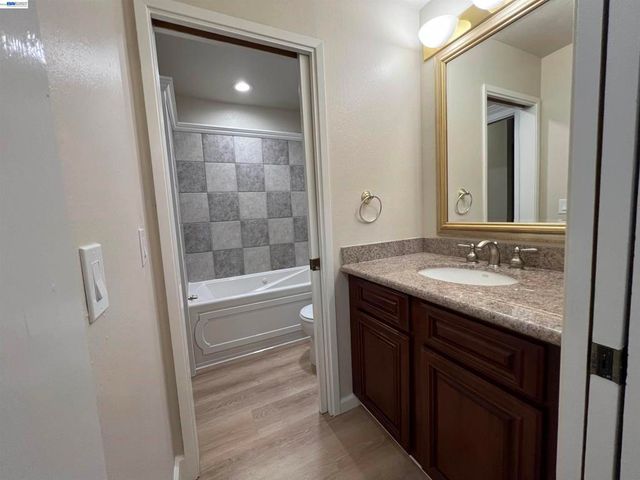 4176 San Pablo Dam Rd B, El Sobrante, CA 94803