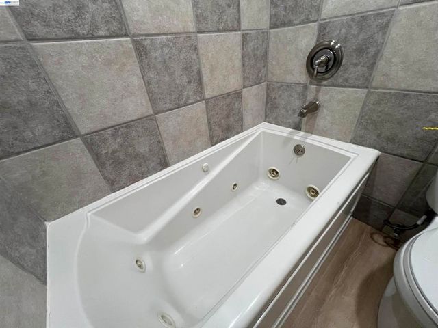 4176 San Pablo Dam Rd B, El Sobrante, CA 94803