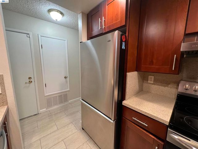4176 San Pablo Dam Rd B, El Sobrante, CA 94803