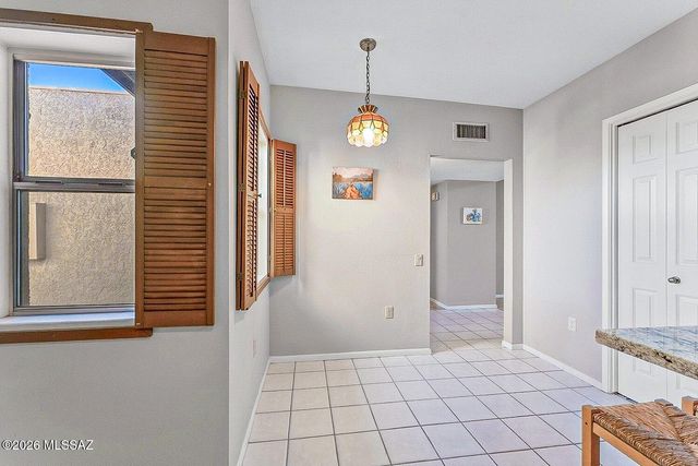 1085 W Camino Sagasta, Green Valley, AZ 85622