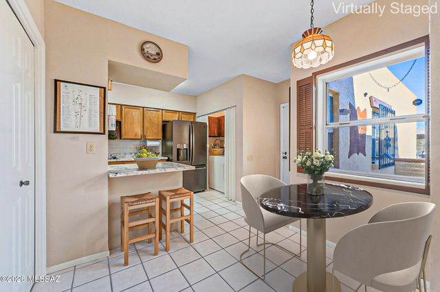 1085 W Camino Sagasta, Green Valley, AZ 85622