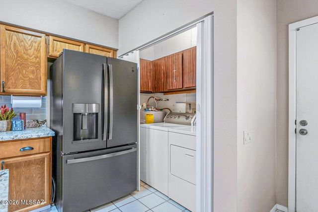 1085 W Camino Sagasta, Green Valley, AZ 85622