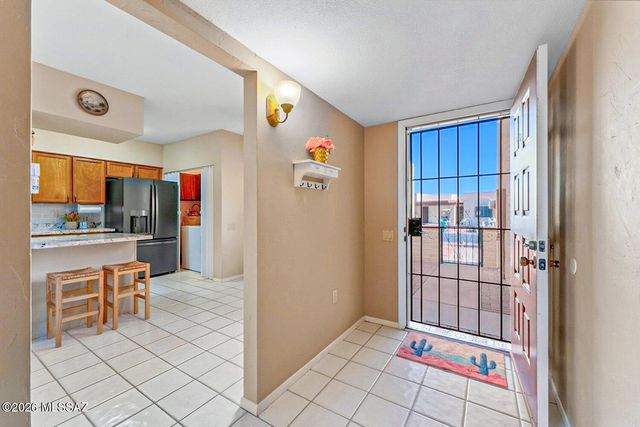 1085 W Camino Sagasta, Green Valley, AZ 85622