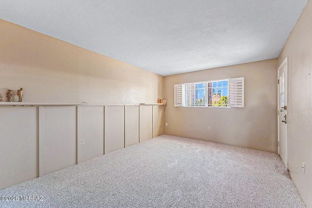 1085 W Camino Sagasta, Green Valley, AZ 85622