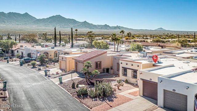 1085 W Camino Sagasta, Green Valley, AZ 85622