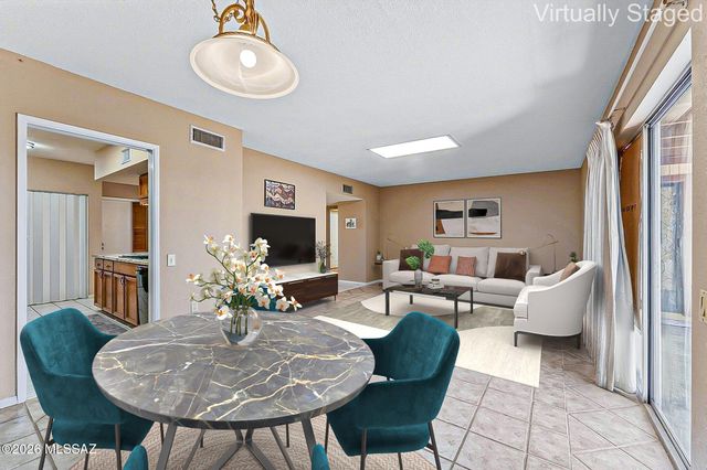 1085 W Camino Sagasta, Green Valley, AZ 85622