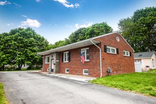 1129 Ocean Avenue, New London, CT 06320