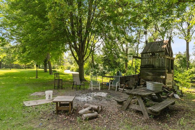 BLACK WOLF POINT LANE, Oshkosh, WI 54902