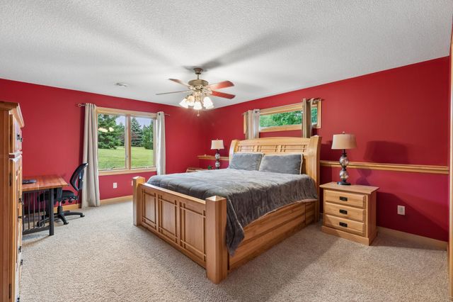 7679 185th Avenue NW, Nowthen, MN 55303