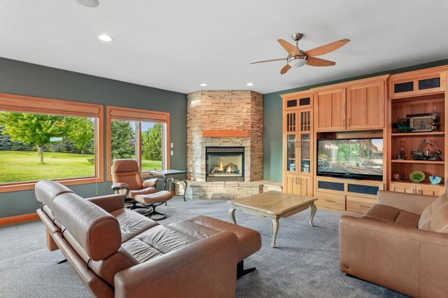7679 185th Avenue NW, Nowthen, MN 55303