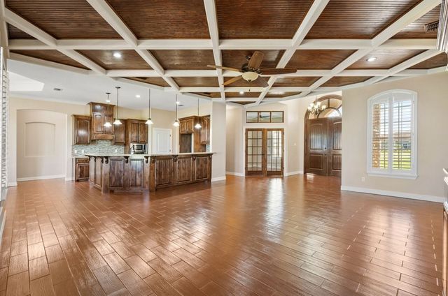 2381 Santa Maria Ln, Corpus Christi, TX 78415