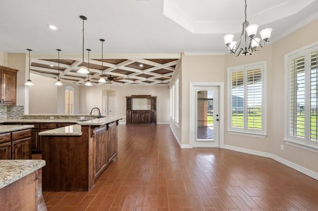 2381 Santa Maria Ln, Corpus Christi, TX 78415