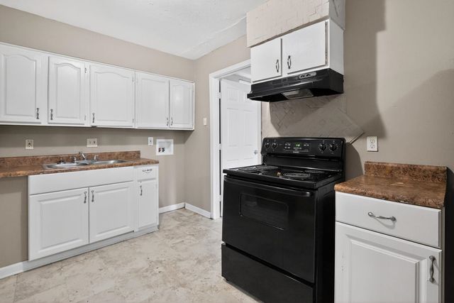 3981 MAYNARD DR, Memphis, TN 38109