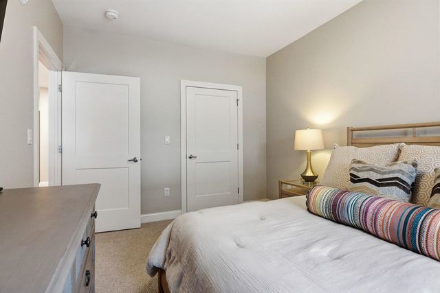 99 Foundry Place 306, Portsmouth, NH 03801