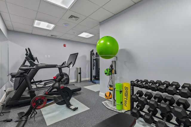 99 Foundry Place 306, Portsmouth, NH 03801