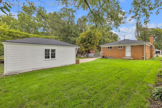 12705 Beaverland Street, Detroit, MI 48223