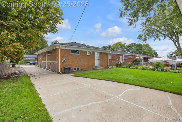 12705 Beaverland Street, Detroit, MI 48223