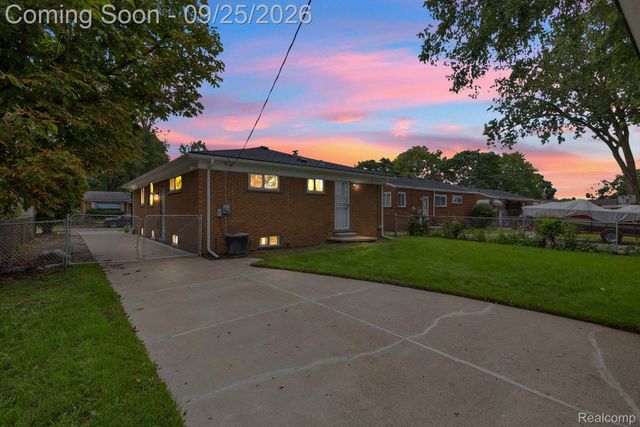 12705 Beaverland Street, Detroit, MI 48223