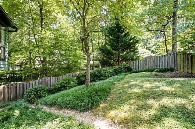 3479 Vinings North Trail SE, Smyrna, GA 30080