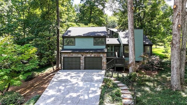 3479 Vinings North Trail SE, Smyrna, GA 30080