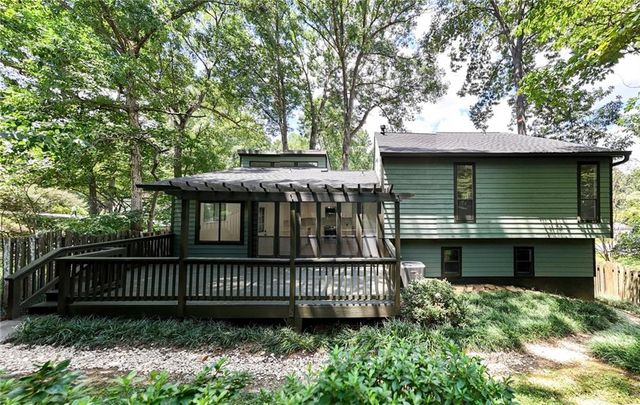 3479 Vinings North Trail SE, Smyrna, GA 30080