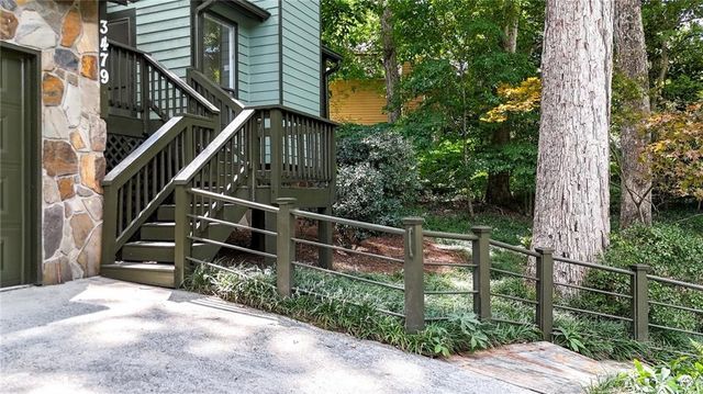 3479 Vinings North Trail SE, Smyrna, GA 30080