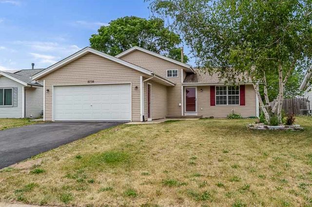 8738 Victory Lane, Machesney Park, IL 61115