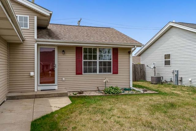 8738 Victory Lane, Machesney Park, IL 61115