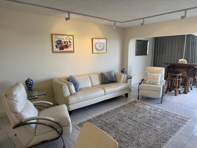 907 Marina Drive 306, North Palm Beach, FL 33408