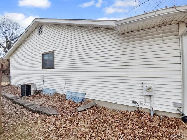 2340 Glenrich Drive, St Louis, MO 63129