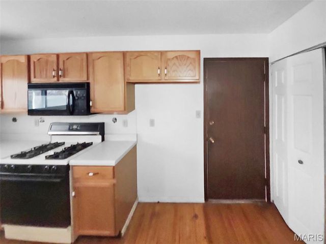 2340 Glenrich Drive, St Louis, MO 63129