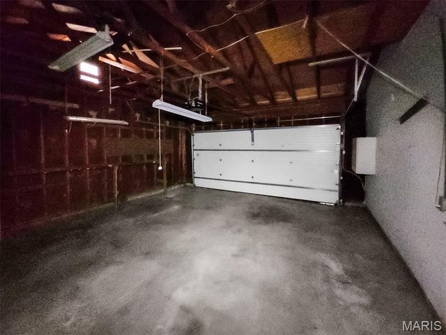 2340 Glenrich Drive, St Louis, MO 63129