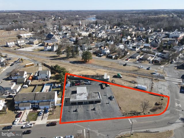 316 HELMS AVE, Swedesboro, NJ 08085