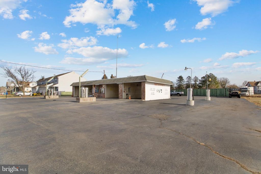 316 HELMS AVE, Swedesboro, NJ 08085