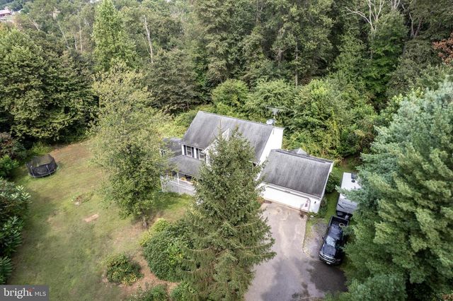 3786 N CARROLL LN, Hampstead, MD 21074