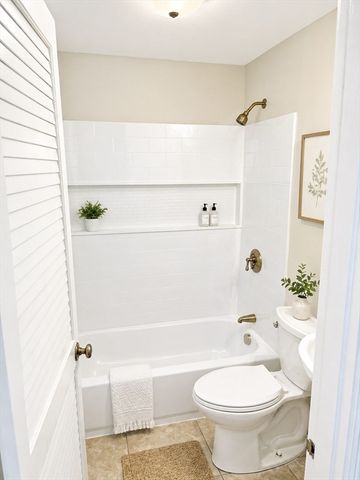 90 Elm St F, Quincy, MA 02169