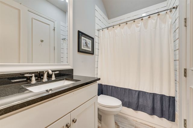 5459 Richmond Avenue, Dallas, TX 75206
