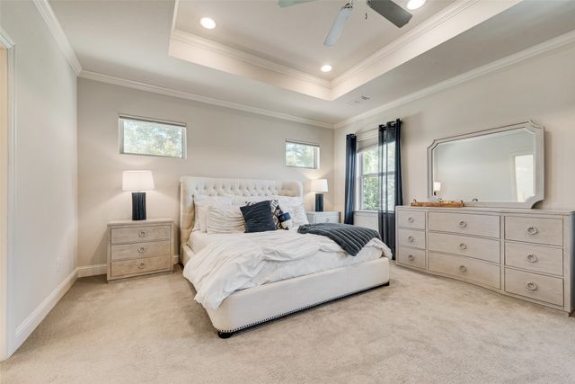 5459 Richmond Avenue, Dallas, TX 75206