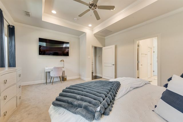 5459 Richmond Avenue, Dallas, TX 75206