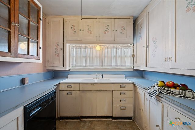 3525 W Fm 150, Kyle, TX 78640