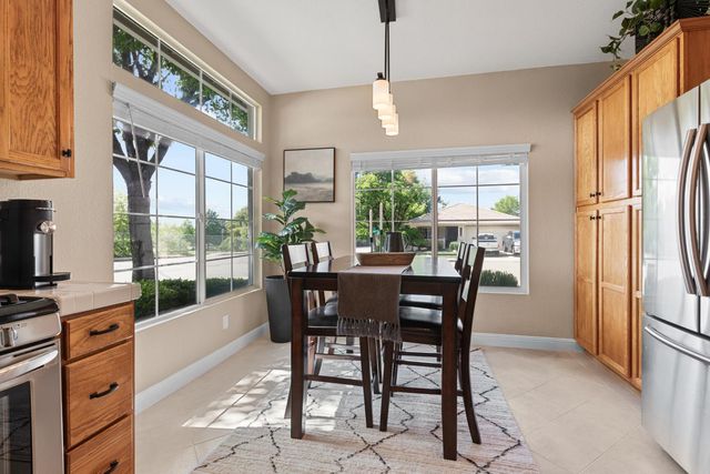 1841 Ardfern Way, Folsom, CA 95630