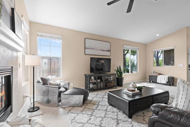 1841 Ardfern Way, Folsom, CA 95630