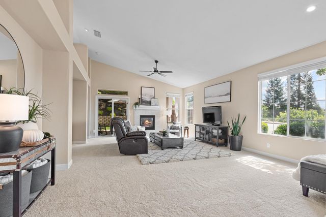 1841 Ardfern Way, Folsom, CA 95630