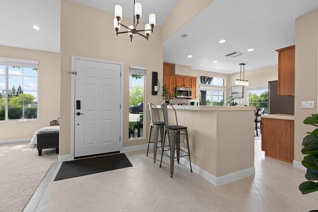 1841 Ardfern Way, Folsom, CA 95630