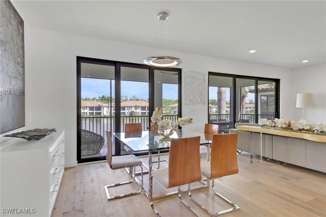 15161 Palmer Lake CIR 202, Naples, FL 34109