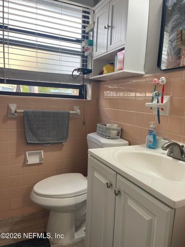 2112 DEAN Road, Jacksonville, FL 32216