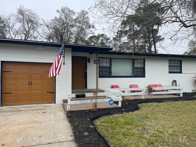 2112 DEAN Road, Jacksonville, FL 32216