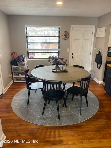 2112 DEAN Road, Jacksonville, FL 32216