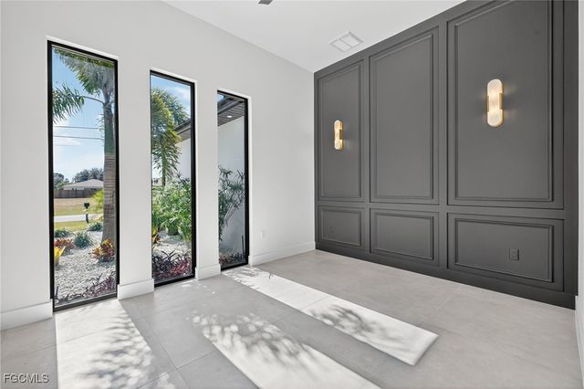 13 NW 35th PL, Cape Coral, FL 33993